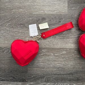 NEW Lululemon Red Heart Wrislet Oxford Red